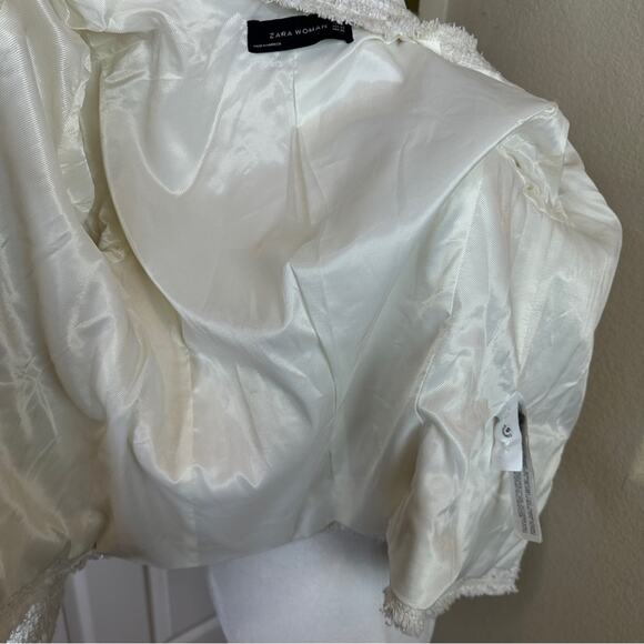 NWOT Zara White Tweed Black Bow Button Jacket Blazer. Blogger Fave. - Picture 14 of 15